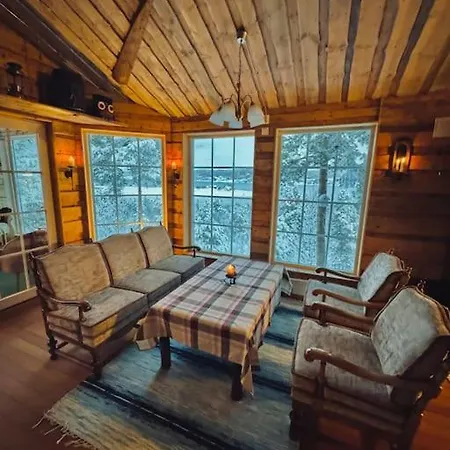 Cozy Hylla 度假居 *