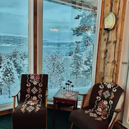 Cozy Hylla