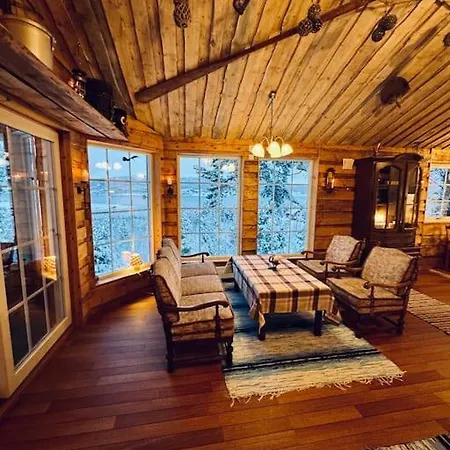 Cozy Hylla